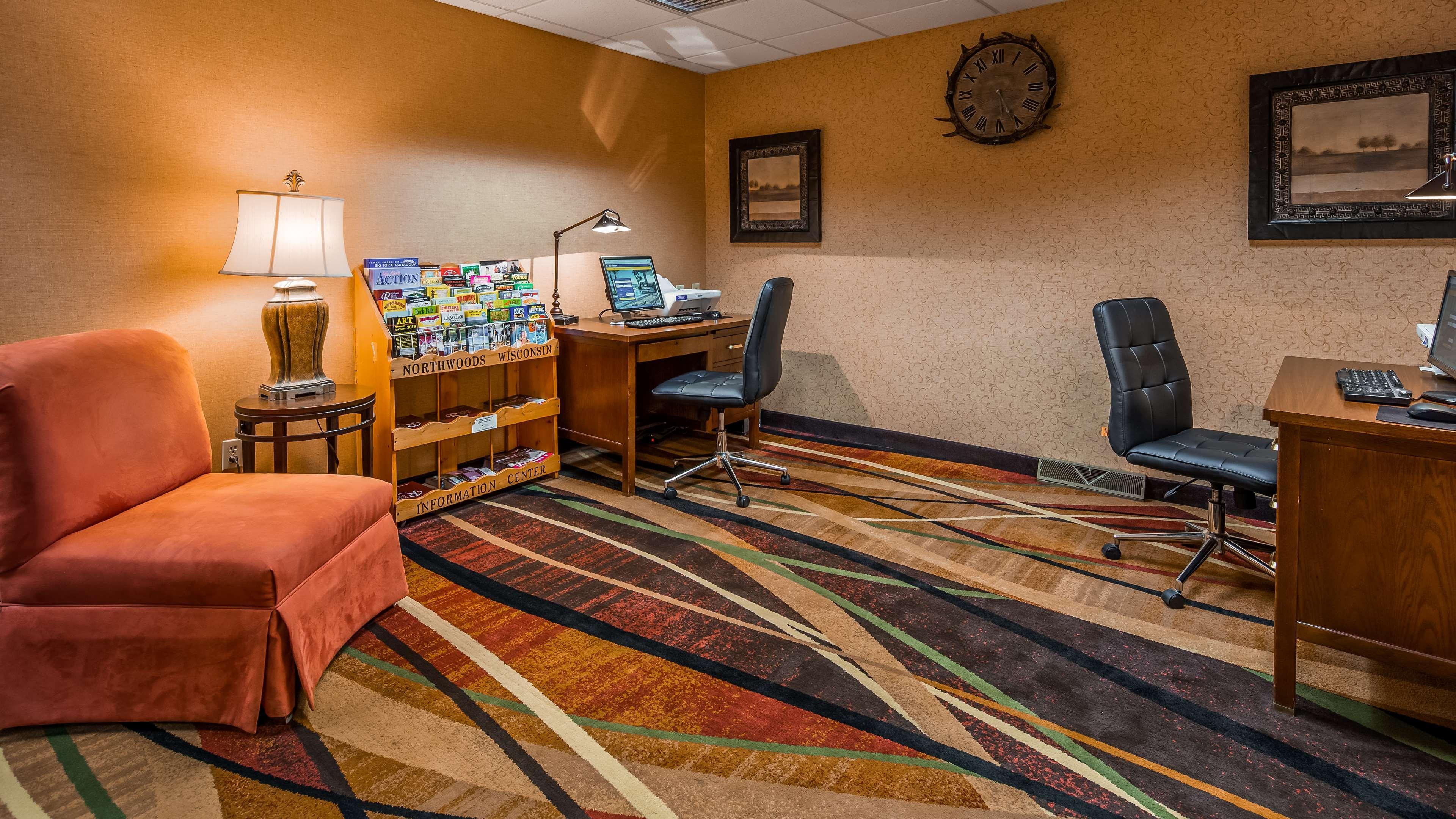 Best Western Plus Concord Inn Миноккуа Экстерьер фото