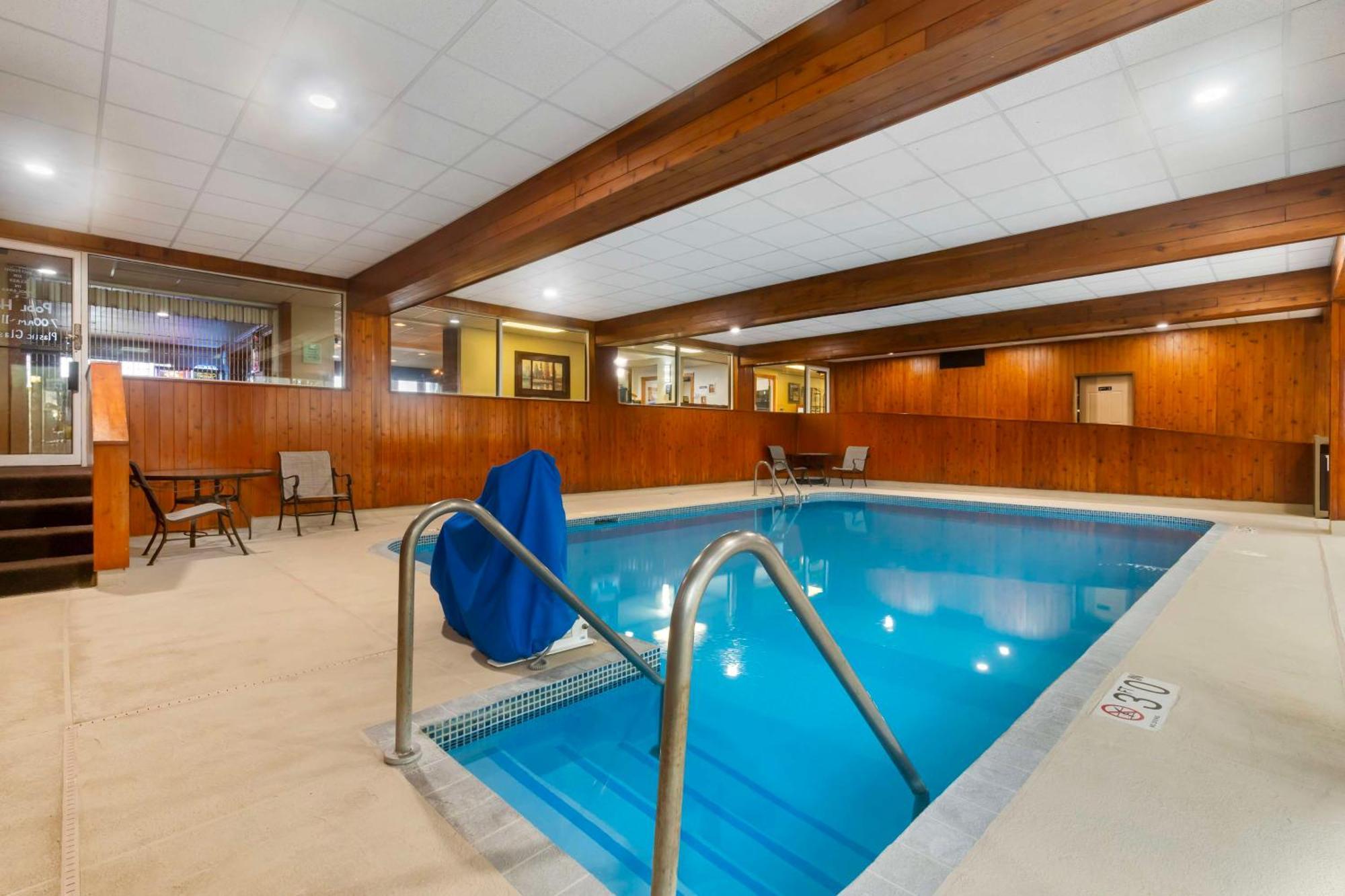 Best Western Plus Concord Inn Миноккуа Экстерьер фото