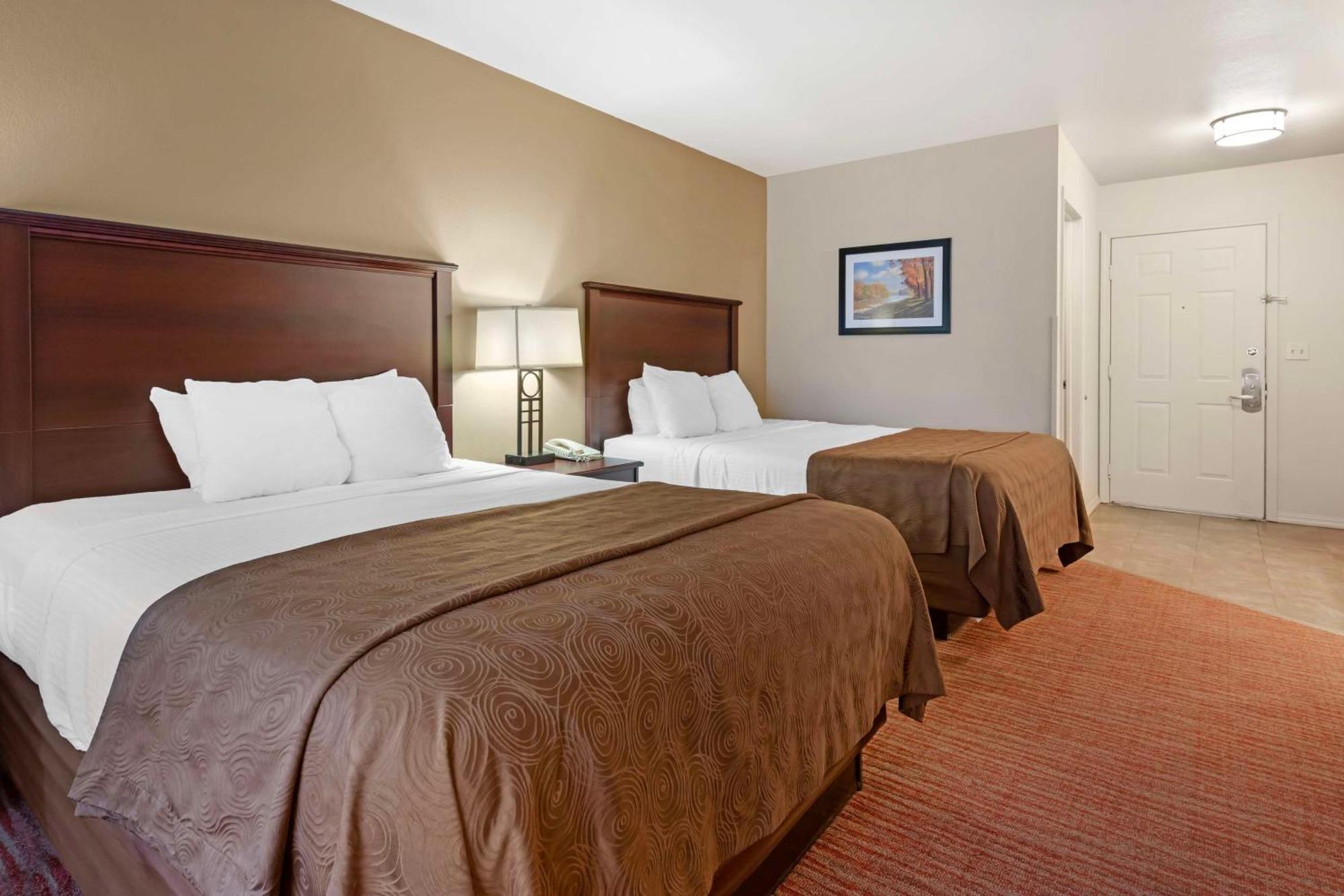 Best Western Plus Concord Inn Миноккуа Экстерьер фото