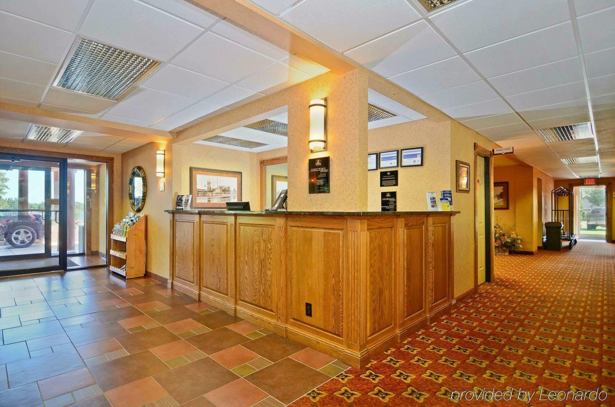 Best Western Plus Concord Inn Миноккуа Экстерьер фото