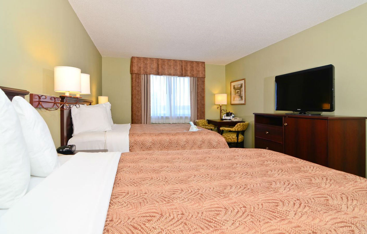 Best Western Plus Concord Inn Миноккуа Экстерьер фото